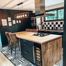 Cuisine moderne et industrielle en inox. Cuisine Industrielle 10 Idees Pour Suivre La Tendance Kozikaza Cuisine Industrielle Cuisine Moderne Idee Cuisine Ouverte