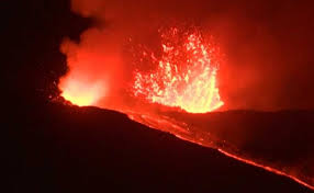 Visiting mount etna is like travelling to mars.a really interesting experience. Mount Etna Eruption Mount Etna Italy Europe Highest Volcano Erupts Spews Ash Fire