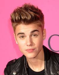 Justin Bieber Spiked Hair Justin Added A Ton Of Volume And Glitter To His Hair For His Victoria S S In 2020 Haircuts For Men Men Haircut Styles Best Fade Haircuts