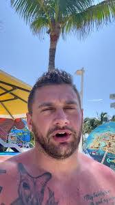 Sean Poston's Instagram, Twitter & Facebook