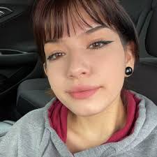 Misty Mendez's Instagram, Twitter & Facebook