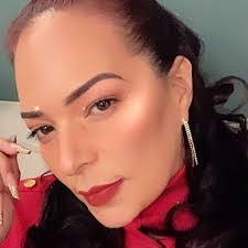 Johanna Fuentes's Instagram, Twitter & Facebook