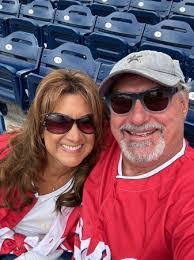 Gordon Beam's Instagram, Twitter & Facebook