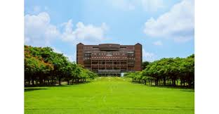大學圖書館，英譯名為university library，與學院圖書館（college library）同屬於學術圖書館（academic library）的類型。不同於研究圖書館（research library）專為某些專家、學者在特定領域研究之目的而設，大學圖書館為大學所附屬的圖書館，其主要. å¤§å­¸åšè¦½