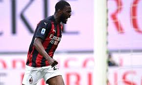 Счет в этой встрече открыл хорват анте ребич с передачи француза пьера калулу. Gziyggmmiaulom