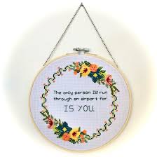 Very delicate design with daisies arranged in a circle.this pattern contains only full cross stitches. Fo Really Happy With How The Chain Looks Rather Than Ribbon Fleabag Is Life Text By Me Border Part Of A Floral Wreath Bundle Will Post Link In Comments Crossstitch