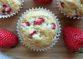 La Meilleure Recette De Muffins Aux Fraises Tres Facile A Faire Recipe Desserts Sweets Desserts Cake Desserts