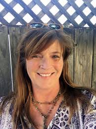 Meredith Leahy's Instagram, Twitter & Facebook