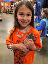 Kelsey is here, get in, we're going shopping! Kelsey is a super cool girl  that's extremely attractive with lots of friends. She's looking for her new  bestie, could that be you?? Kelsey