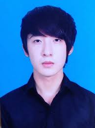 Ảnh thẻ 'thanh niên nghiêm túc' của hot teen Việt