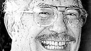 Herbert Bloom dies; longtime clothier