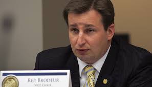 Last-minute cash would help fund settlement with pari-mutuel