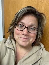 Rebecca Rawson's Instagram, Twitter & Facebook