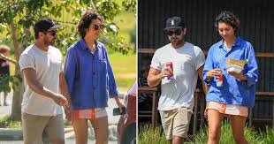 If you've seen the recent photos of zac efron at brunch with a hot af model, you may be wondering: Zac Efron Holds Hands With Vanessa Valladares As Pair Enjoy Lunch Date Metro News
