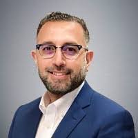 Eric Pelli's Instagram, Twitter & Facebook