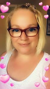 Anushka Gibson Personal Freelance Hairdressing