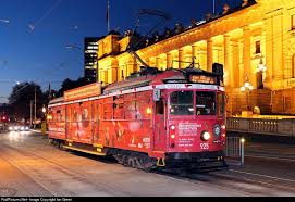 W Class Tram 925 Pauses Outside Parliament House Whilst Running An Outer City Circle Service Melbourne Tram Melbourne Street Cars