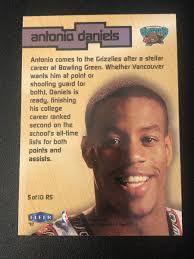 1997-98 Fleer Rookie Sensations Antonio Daniels Rookie #5