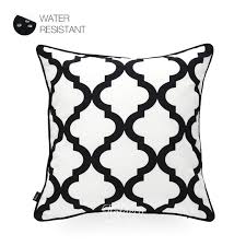 Black And White Throw Pillow Covers Add A Stylish And Contemporary Accent To Your Indoor Outdoor Seating With Our Black And White Geometr Outdoor Pillow Covers Outdoor Pillows White Throw Pillows