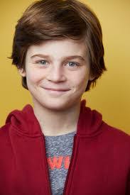 Ethan James's Instagram, Twitter & Facebook