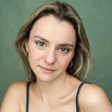 Anna Albie (@AnnaAlbie)