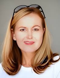 Melanie Bruner's Instagram, Twitter & Facebook