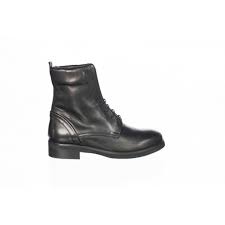 Check out our bottines à lacets selection for the very best in unique or custom, handmade pieces from our boots shops. Nouvelle Bottine Lacet Femme Osmose Votre Note Urban Classique Chic