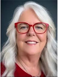 Donna Nagy's Instagram, Twitter & Facebook