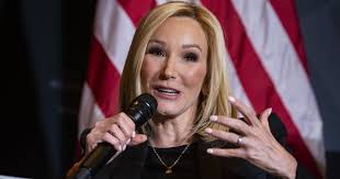 White House Faith Office Leader Wants Wives To 'Submit'