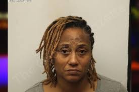 Candice Mcfadden's Instagram, Twitter & Facebook