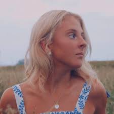 Caroline Lantz (@carolinelantz_) • Instagram photos and videos