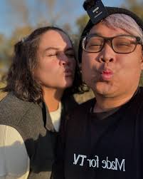 call me huda bc i've been crashing out all summer here's a little summer  dumpy