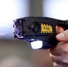 Diskussion um polizeigewalt | wdr aktuell. Nrw Polizei Soll Mit Tasern Ausgestattet Werden Welt