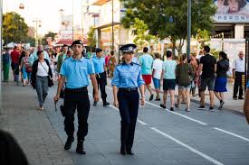 The art of loving book the art of travel movie online the conjuring 3 lansare the body shop bucuresti the art of seduction imagini de la simularile traseului aplicativ pt examenul de admitere la academia de politie si in scolile de subofiteri ce au photo wall photo. Carmen Dan Confirma Nu Iti Mai Trebuie O Anumita Inaltime Daca Vrei Sa Te Faci Politist Mobile