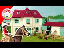 Die offizielle schleich website, das zuhause für schleich tiere aus horse club, farm world, wild life, dinosaurs wir bei schleich arbeiten kontinuierlich daran unser produktangebot zu verbessern. Schleich Grosser Pferdehof 2018 Mit Wohnhaus Und Stall 42416 Unboxing Familie Hauser Youtube