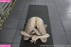 Nacktyoga