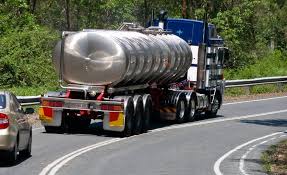 Main ship particulars are length of 400 m and beam of 59 m. Your Comprehensive Guide To Tanker Endorsements Freightpros