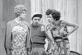 The Carol Burnett Show This Famous Blooper Left The Stars And Audience In Hysterics