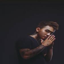 Đạt g từng là thành viên của nhóm nhạc golden chain và bắt đầu hoạt động nghệ thuật từ năm 2011. Ä'áº¡t G From Vietnam Popnable