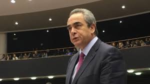 Αναγκαία η υλοποίηση μιας νέας βιομηχανικής πολιτικής. Mixalos Gia Foroelafrynseis Oysiastikh Boh8eia Se Epixeirhseis Kai Ergazomenoys Tomanifesto Gr