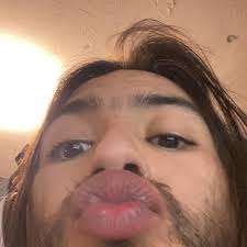 yooooo mad excited to be back and collaborate with talented artists! ✨ got  production, songwriting, creative direction, & design services/ whatever  you need !! Let's bring your vision to life together 🥰