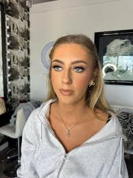 Frances O'Connor Makeup and Beauty