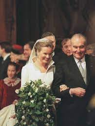 Maybe you would like to learn more about one of these? Mariage Philippe De Belgique Et Mathilde D Udekem D Acoz Le 4 Decembre 1999 Hochzeit Adele Belgien