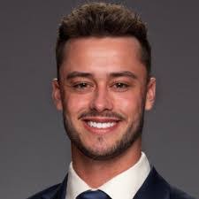 Greg Graber's Instagram, Twitter & Facebook