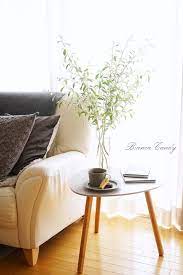 ikeaの花瓶にオシャレなシルバーリーフ 長持ちする枝もの ロシアンオリーブ インテリア 花瓶 ikea 花瓶