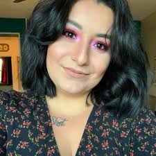 Laura Hoffart (@LauraHoffart)