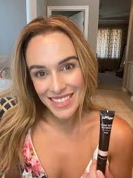 Best liquid highlighter for top of cheekbones? Dry skin