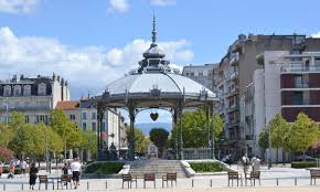 Members have exclusive access to discover and pursue new career opportunities, and. Short City Tour Of Valence Travel Tips France