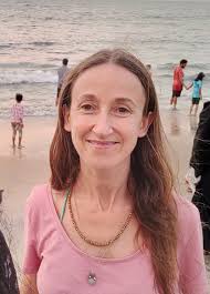 Hi!! Could you please suggest me a temple/meditation center/monastery in  central or southern Thailand (away from smoke), surrounded by nature, where  I could go within the next few days, where I could