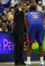Mája 2008 podpísal carlisle štvorročnú dohodu marka kubáncaje dallas mavericks, nahradzujúci avery johnson.14 viedol ich k. Nba David Blatt And The 15 Harshest Coach Firings Ever Page 8